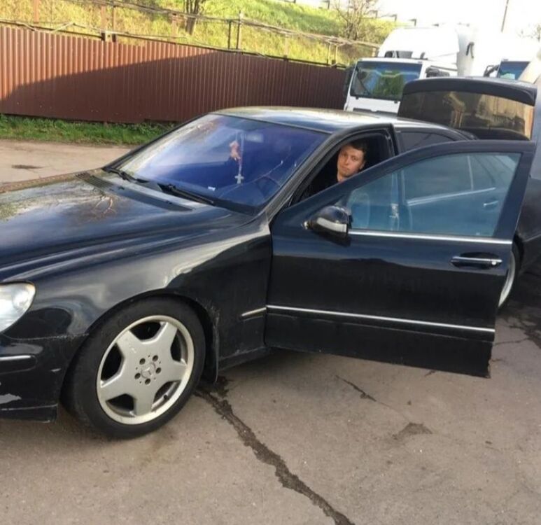  34382748  Ivan, 30 ,    