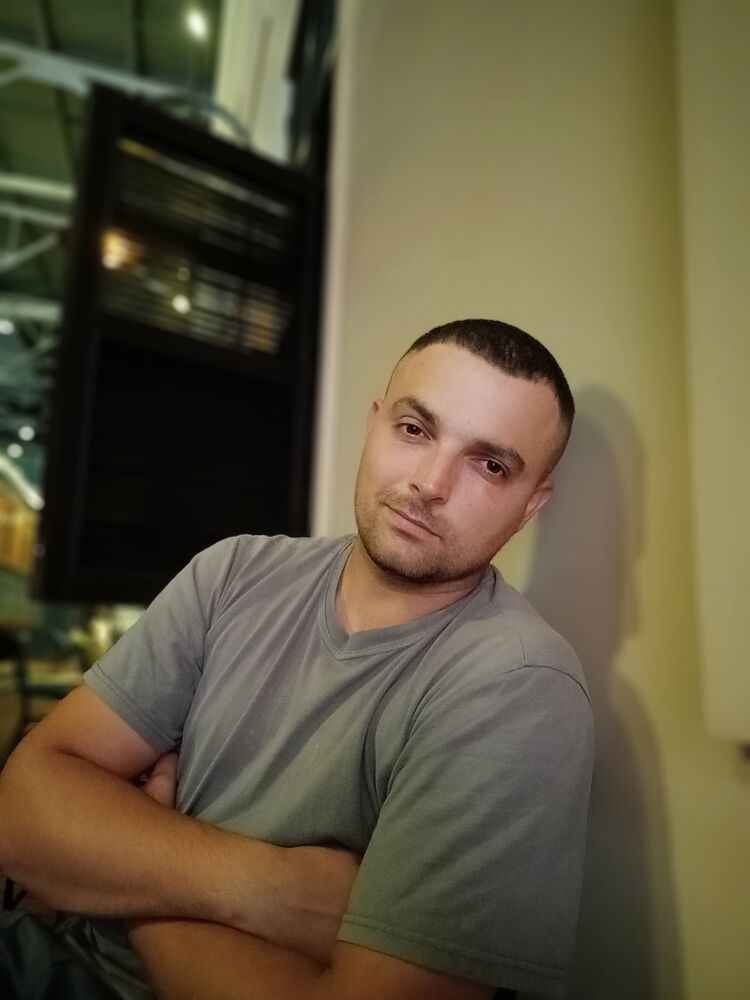 53806188  , 32 ,    -