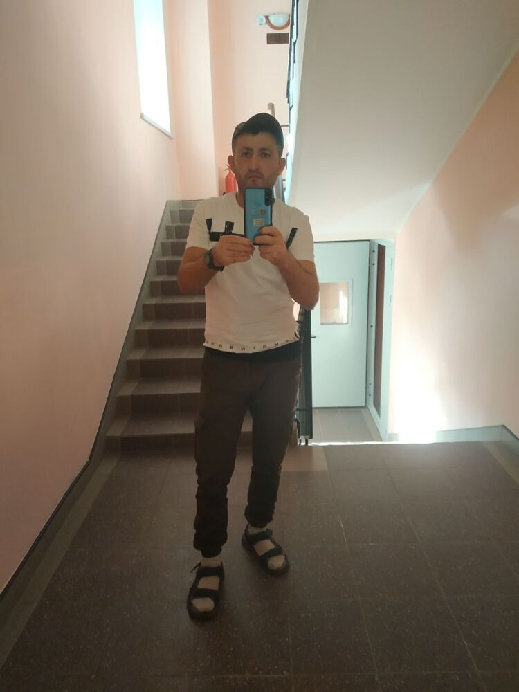  38764358  , 40 ,    