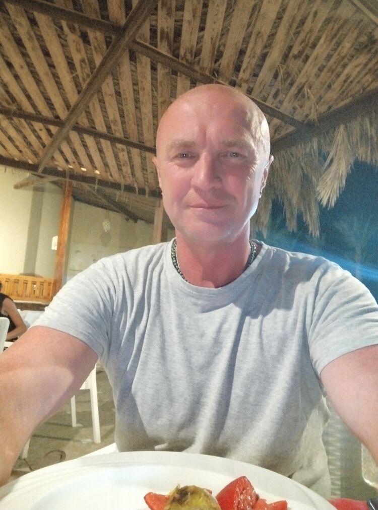  Warszawa,   , 37 ,   ,   