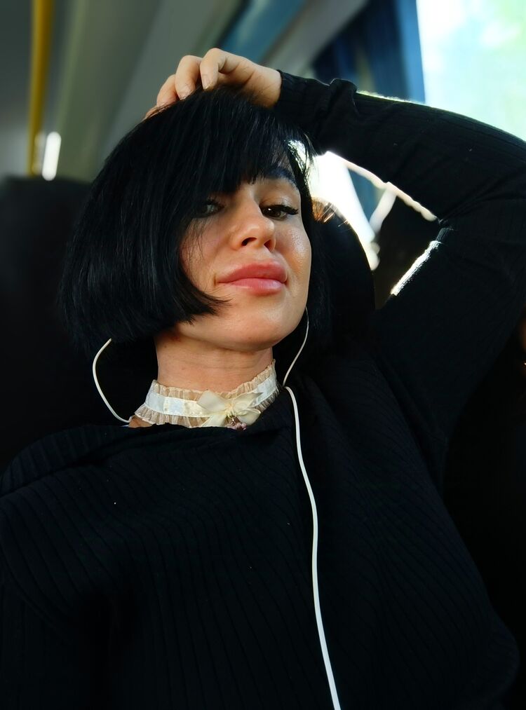  46284648  Ekaterina, 35 ,    