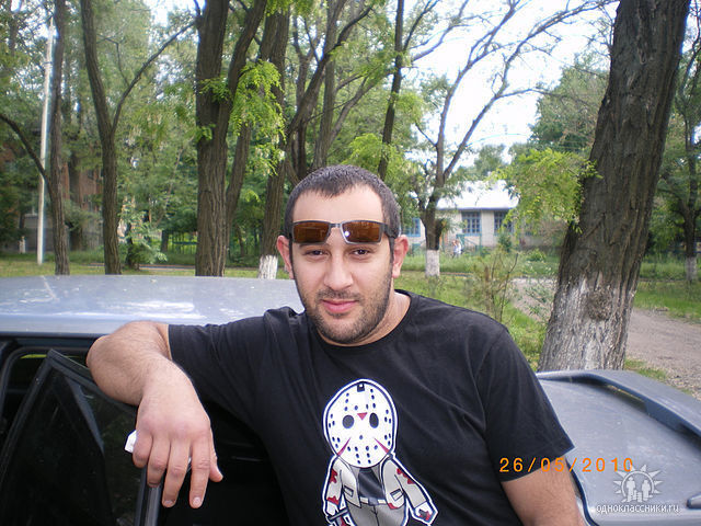  10475588  Arman, 38 ,    