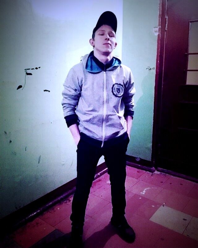 -,   Vovhik, 25 ,   