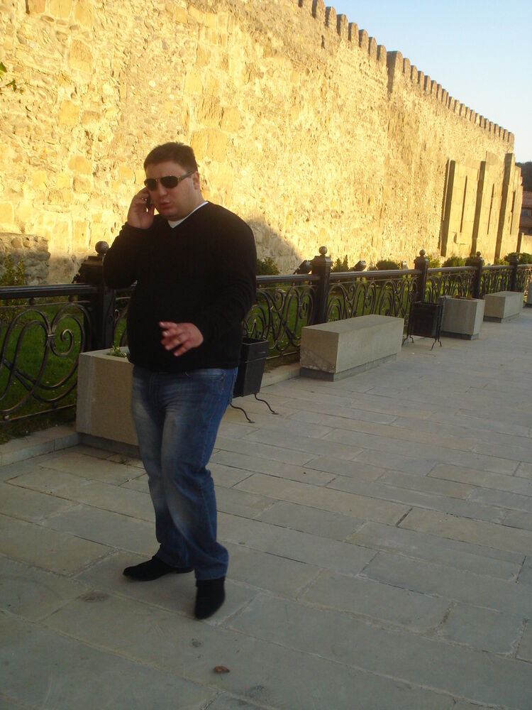  ,   Gio, 42 ,   ,   , c 