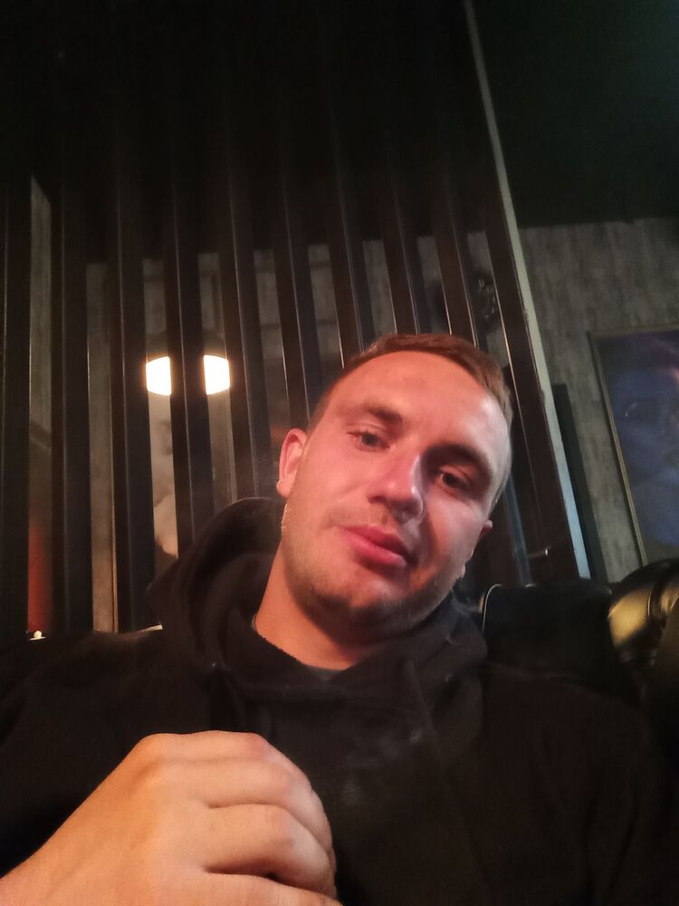  43784818  , 28 ,    