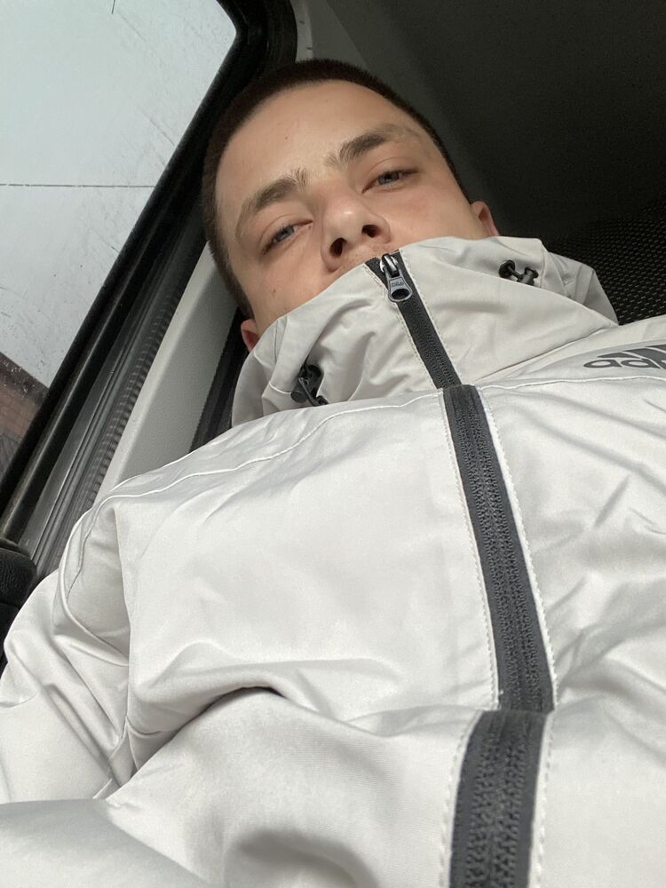  38069928  , 27 ,     