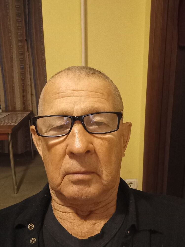  48745388  , 73 ,    -