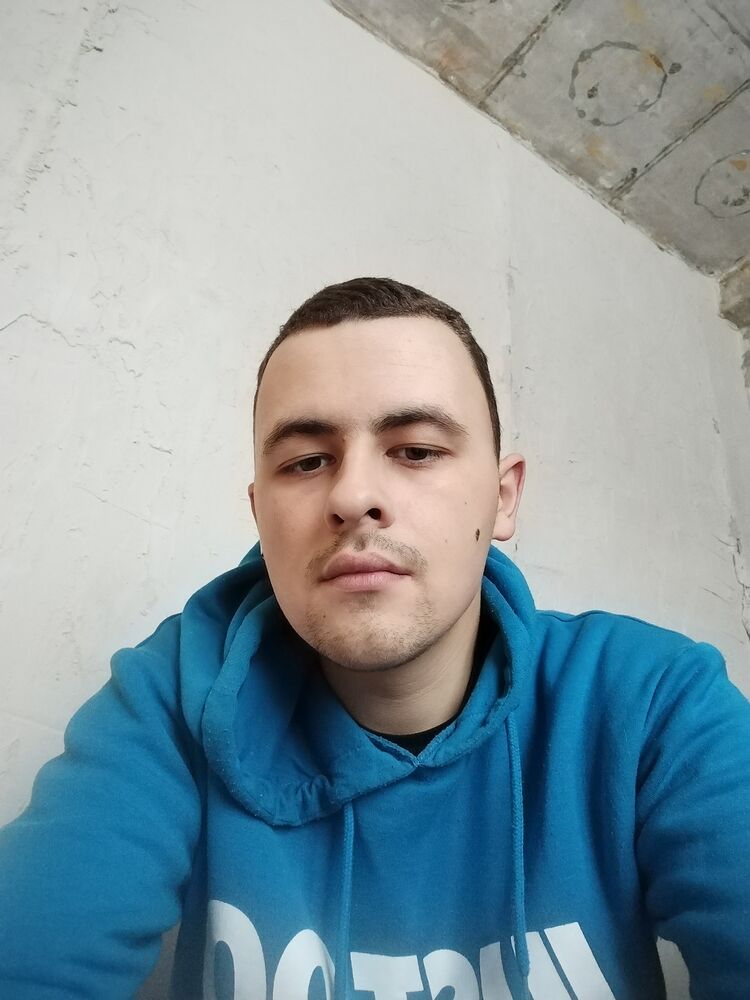  42935898  , 24 ,    