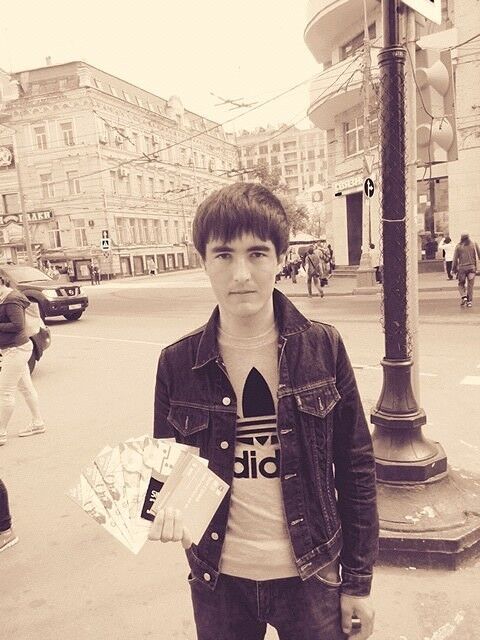  11152858  Bekzod, 34 ,    