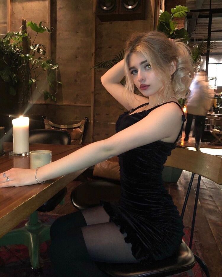  29253768  Simona, 23 ,    