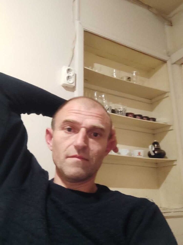  31149928  , 44 ,    