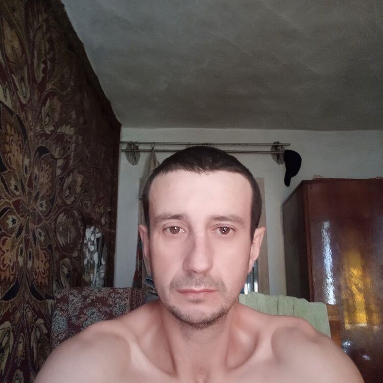  17309168  Bogdan, 47 ,    