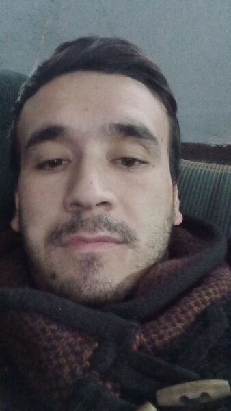  ,   Umidjon, 32 ,   c , 