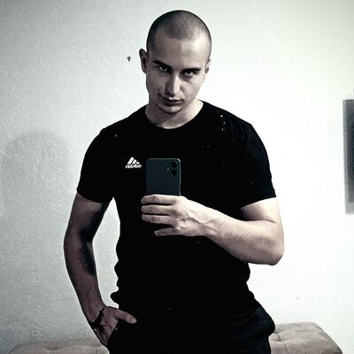  ,   Alex, 20 ,   ,   