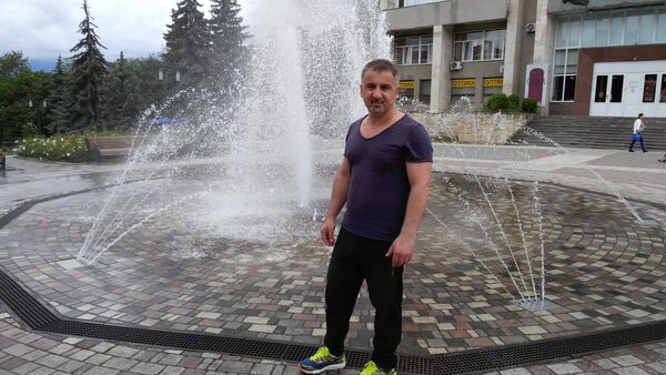  ,   Pol, 54 ,   
