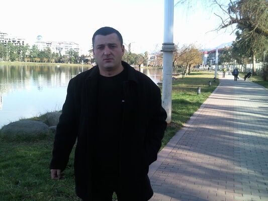  ,   Leo, 46 ,   