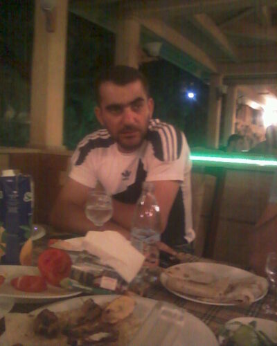  ,   Artem, 42 ,   ,   , c 
