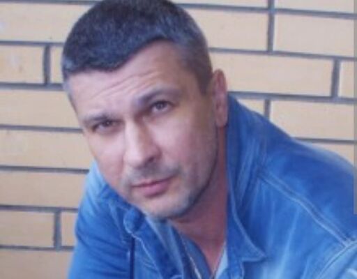  ,   Igor, 44 ,   ,   