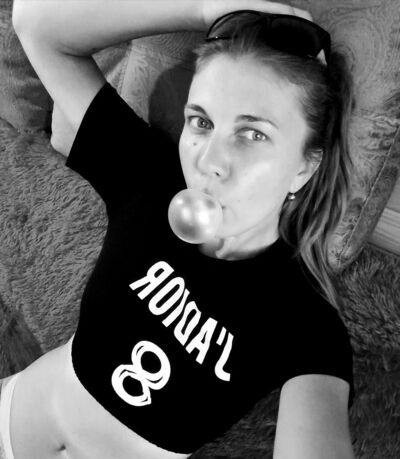  ,   Olga, 38 ,  
