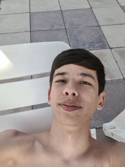  ,   Jovoxx, 25 ,   ,   