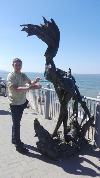  ,   Anton, 42 ,   