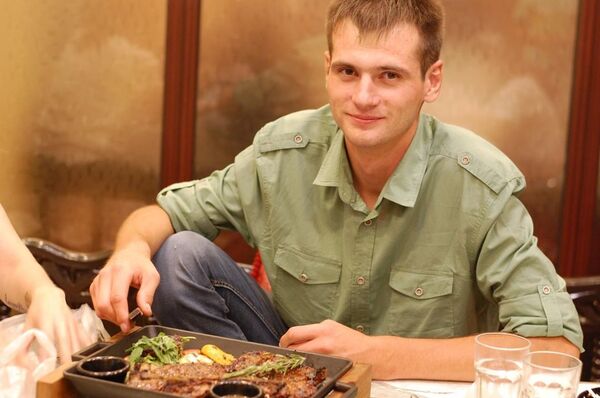  ,   Aleks, 35 ,   ,   