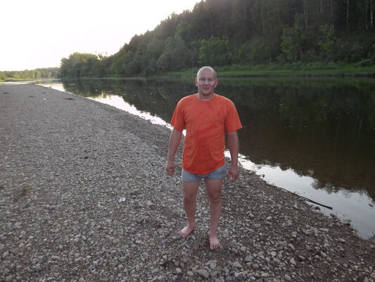  ,   Ruslan, 44 ,   ,   , c 