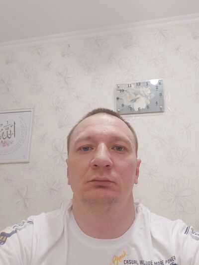  ,   Denis, 37 ,     , c 