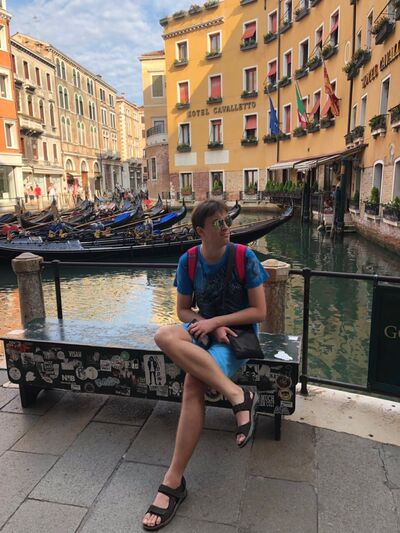  ,   Vlad, 28 ,   ,   , c , 