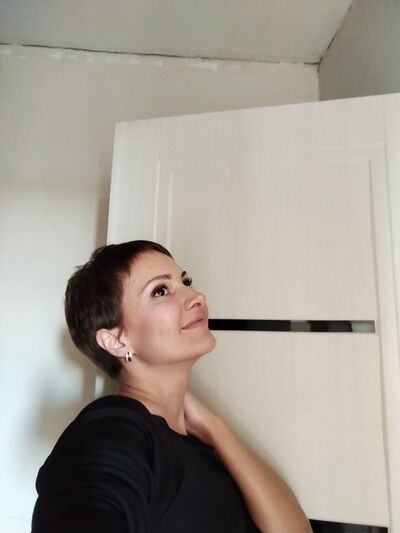  ,   Elizaveta, 39 ,   ,   