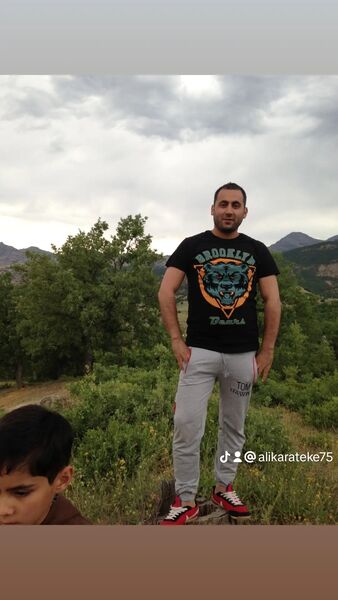  ,   Deniz, 40 ,   ,   