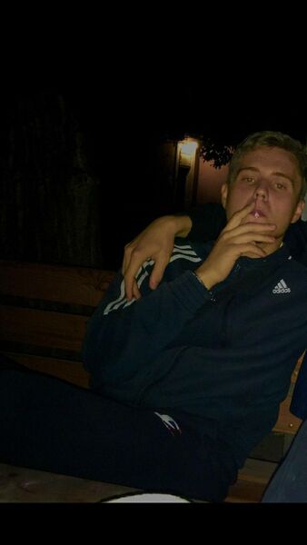   ,   Denis, 22 ,   ,   
