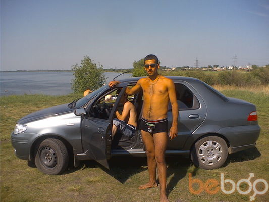  ,   Gevorg, 40 ,  