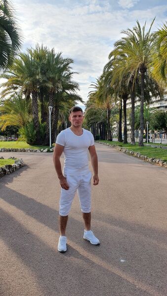  Antibes,   Artur, 26 ,   ,   