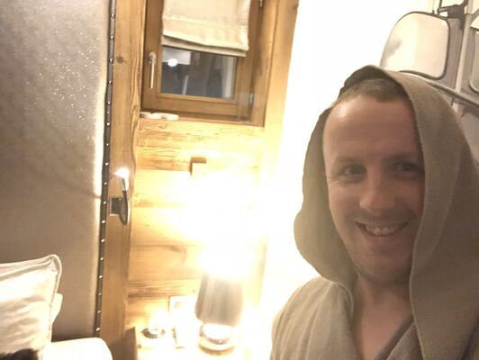  ,   Krisztian, 44 ,   ,   , c 