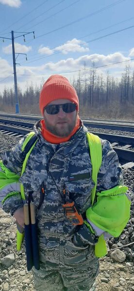  ,   Anton, 25 ,   ,   , c , 