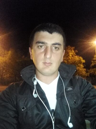  ,   Aleko, 31 ,   ,   , c 
