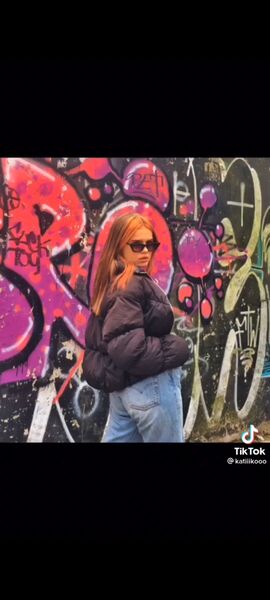  ,   Kate, 23 ,   ,   