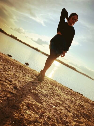  ,   Marina, 34 ,   ,   , c 