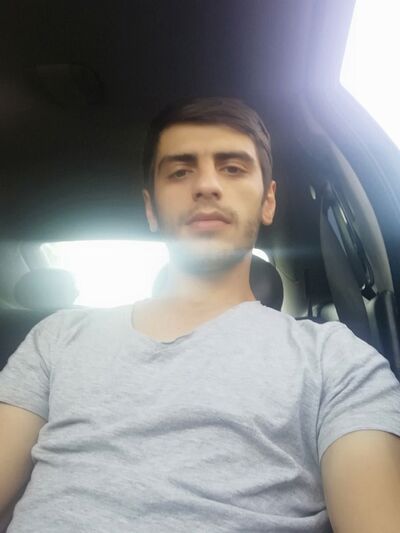  ,   Armen, 31 ,   ,   