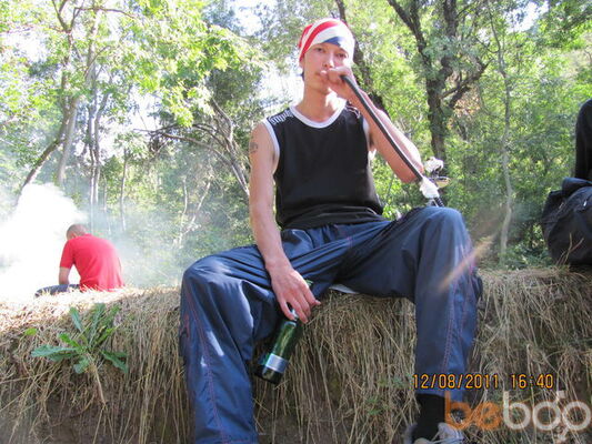  ,   Skorpion, 37 ,  