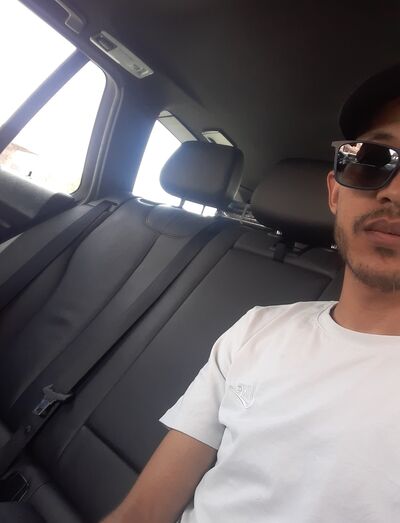  ,   Lahcen, 30 ,   ,   