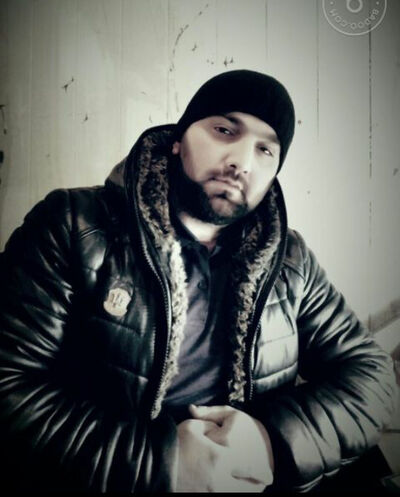   ,   Rufat, 37 ,   ,   