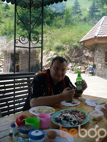  ,   Oleg, 44 ,   