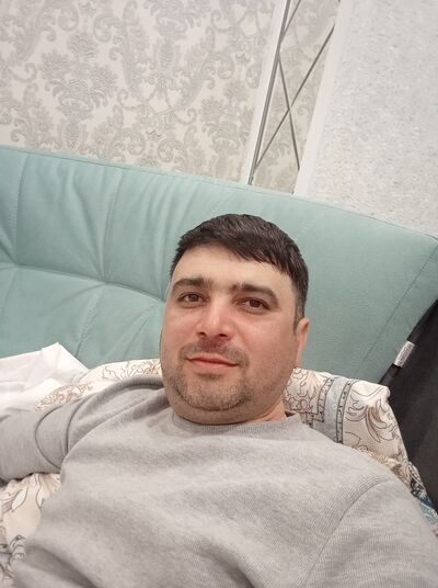  ,   Zahar, 39 ,   ,   
