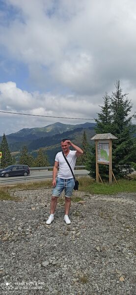  ,   Vladislav, 33 ,   ,   