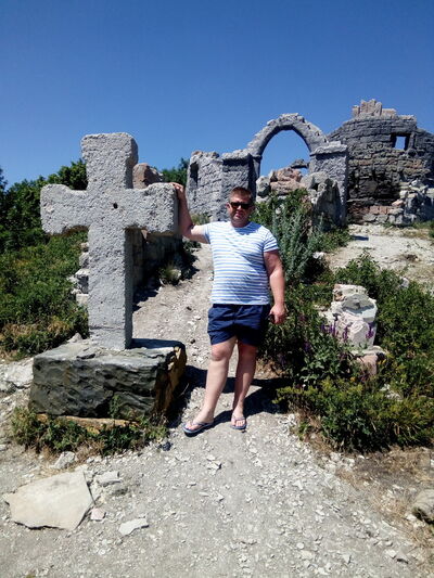  ,   Alex, 45 ,   ,   , c 