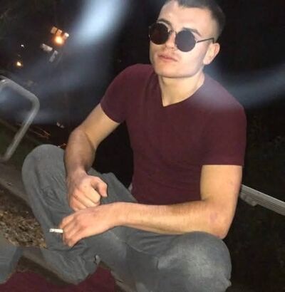  ,   Cris, 24 ,   ,   