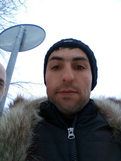  -,   Tiko, 40 ,   ,   , c 