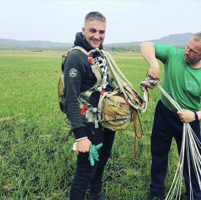  ,   Vovka, 33 ,   ,   
